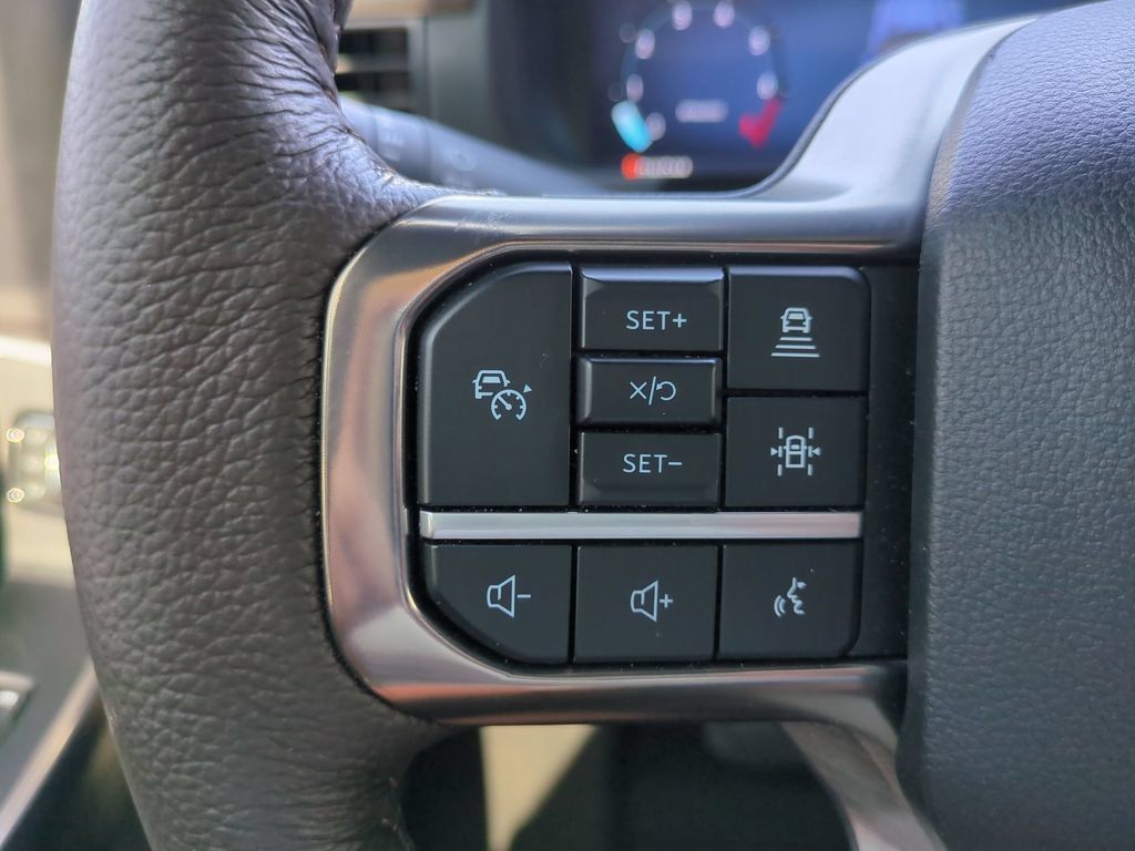 Used 2025 Ford F150 King Ranch w/ FX4 Off-Road Package AWD/4WD image 30