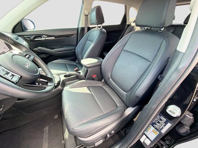 Used 2024 Kia Seltos EX FWD image 21