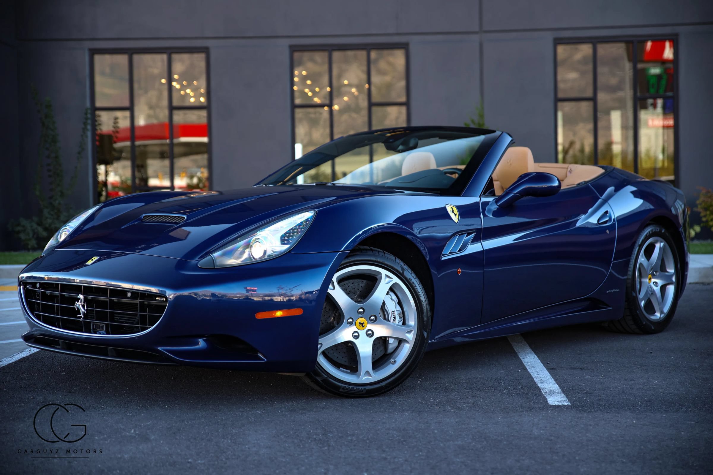 Used 2011 Ferrari California RWD image 5