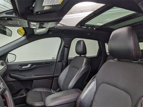 Certified 2023 Ford Escape ST-Line w/ Tech Pack #1 image 3