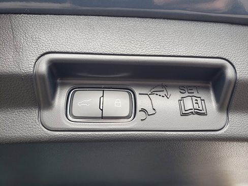 New 2026 Ford Explorer ST-Line w/ ST-Line Street Pack image 10