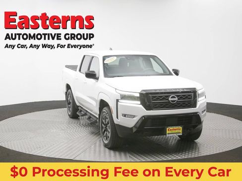 Used 2023 Nissan Frontier SV w/ Midnight Edition Package AWD/4WD image 47