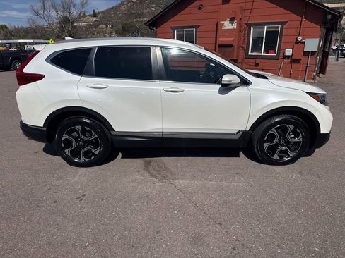 Used 2018 Honda CR-V Touring image 8