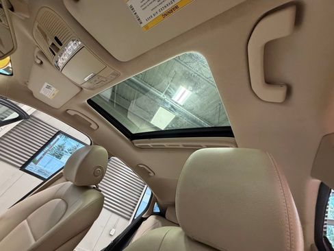Used 2017 Mercedes-Benz GLC 300 4MATIC Coupe image 8