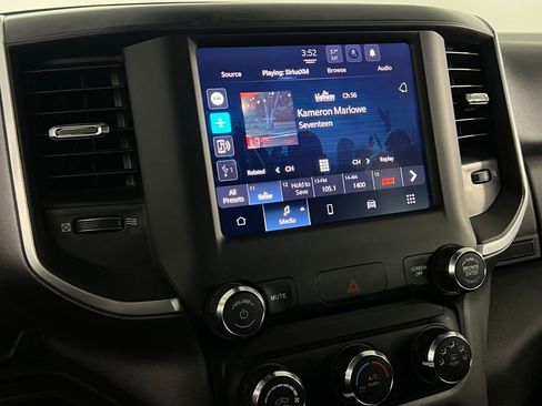 Used 2024 RAM 2500 Big Horn w/ Bed Utility Group image 17