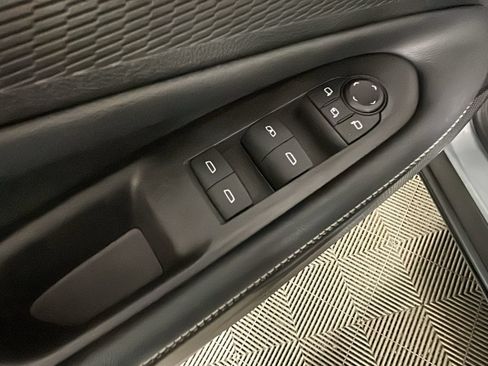 Used 2024 Chevrolet Blazer EV LT AWD/4WD image 13