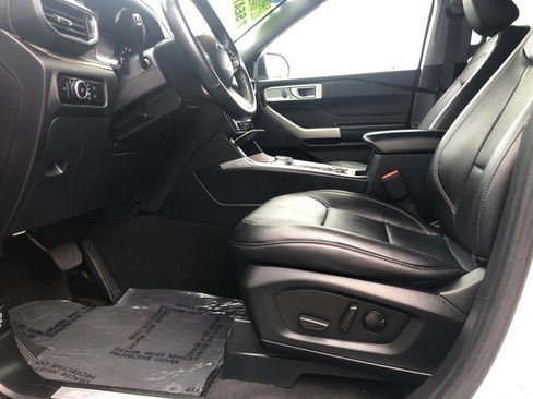 Used 2023 Ford Explorer Limited image 27