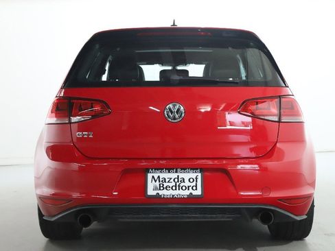 Used 2015 Volkswagen GTI SE image 38