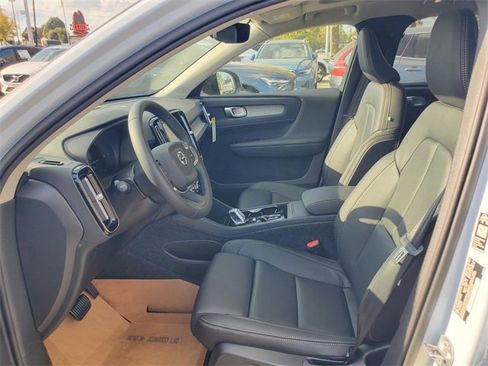 New 2026 Volvo XC40 B5 Plus w/ Protection Package Premier image 13