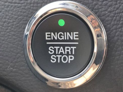 Used 2024 Ford Edge SEL image 27