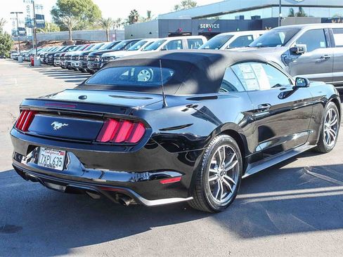 Used 2017 Ford Mustang Premium image 9