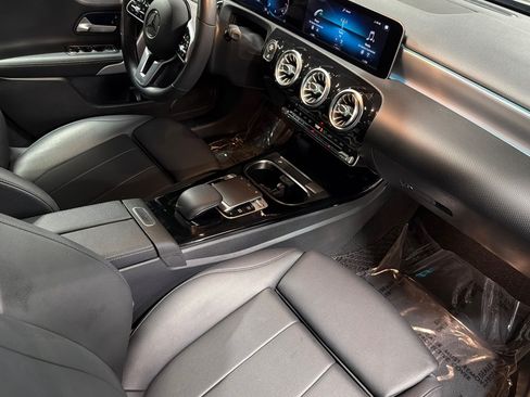 Used 2019 Mercedes-Benz A 220 image 14