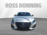 Used 2024 Nissan Altima 2.5 SV image 2