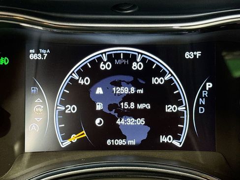 Used 2022 Jeep Grand Cherokee Limited AWD/4WD image 22