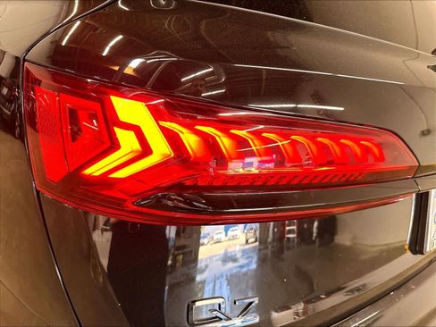 Used 2022 Audi Q7 3.0T Prestige AWD/4WD image 30
