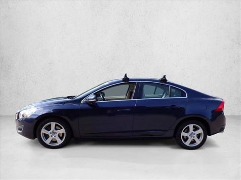 Used 2013 Volvo S60 T5 AWD/4WD image 2