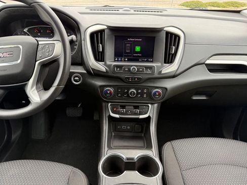 Used 2022 GMC Terrain SLE w/ Driver Convenience Package FWD image 11