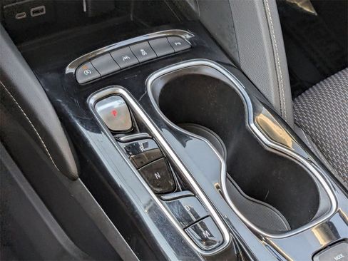 Used 2023 Buick Envision Preferred image 22