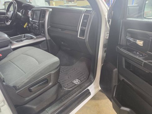 Used 2021 RAM 1500 Warlock AWD/4WD image 18