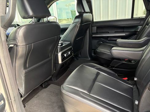 Used 2021 Ford Expedition XLT AWD/4WD image 11
