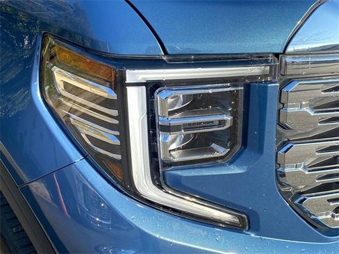 Used 2024 GMC Sierra 1500 Denali w/ Denali Reserve Package image 4