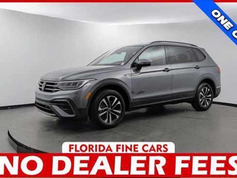Used 2023 Volkswagen Tiguan S w/ Driver Assistance Package FWD image 1