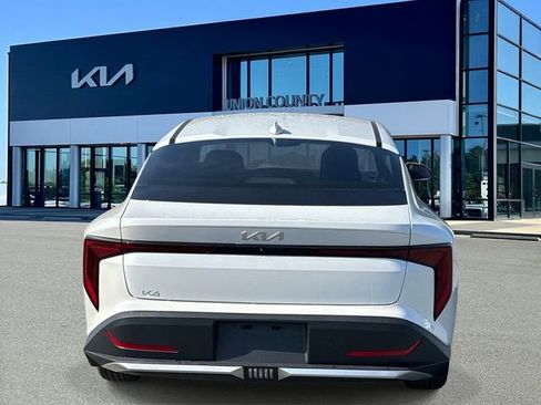 New 2026 Kia K4 LXS image 5