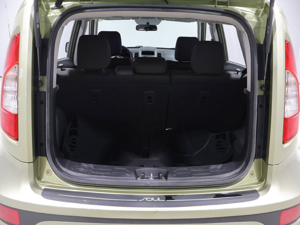 Used 2012 Kia Soul FWD image 12