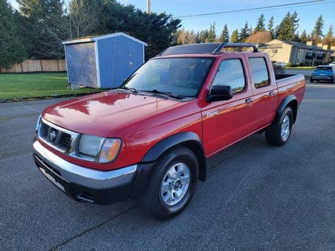 Used 2000 Nissan Frontier XE image 2