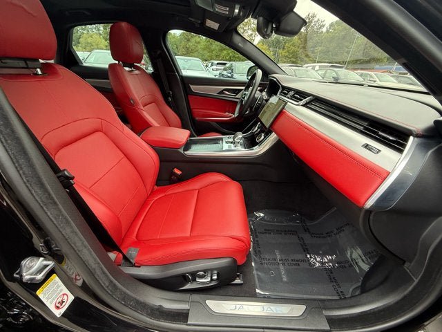 Used 2021 Jaguar XF R-Dynamic SE AWD/4WD image 36