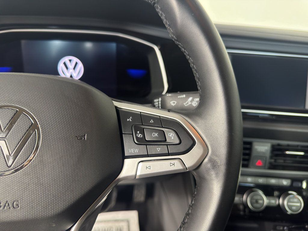 Used 2022 Volkswagen Jetta SE FWD image 21