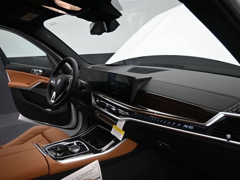 New 2026 BMW X5 xDrive50e AWD/4WD image 20