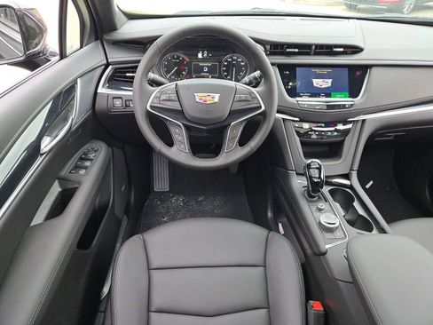 New 2025 Cadillac XT5 Premium Luxury w/ LPO, Blue Accent Package image 21