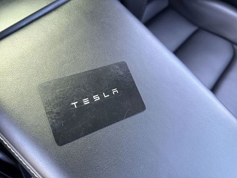 Used 2023 Tesla Model Y Long Range image 26