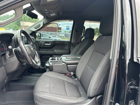 Used 2021 Chevrolet Silverado 1500 LT w/ Bed Protection Package image 10