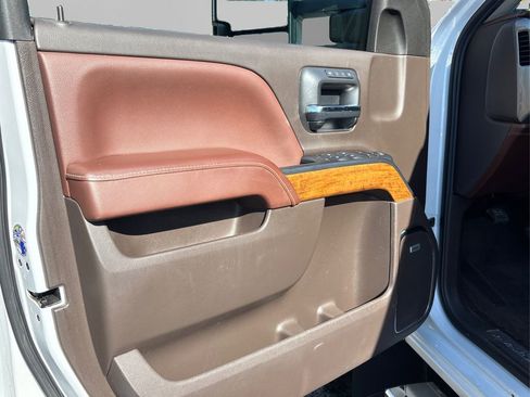 Used 2018 Chevrolet Silverado 3500 High Country image 25