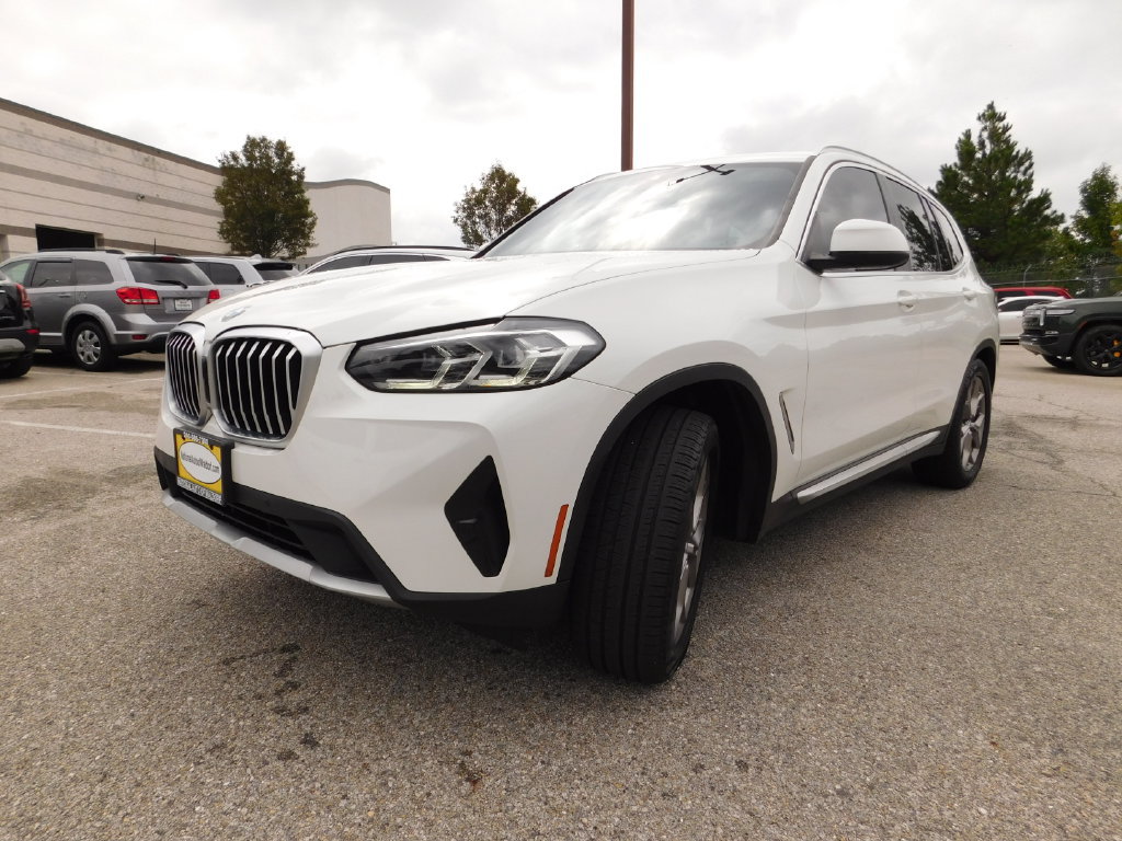 Used 2022 BMW X3 xDrive30i AWD/4WD image 4