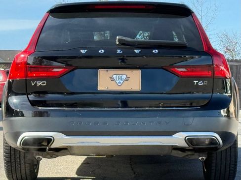 Used 2020 Volvo V90 T6 Cross Country w/ Protection Package Premier AWD/4WD image 4