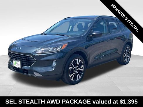 Used 2022 Ford Escape SEL w/ SEL Stealth AWD Package image 3