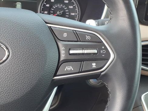 Used 2023 Hyundai Santa Fe SEL image 19