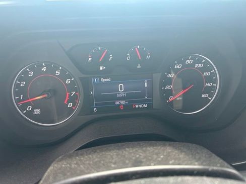 Used 2022 Chevrolet Camaro LT RWD image 7