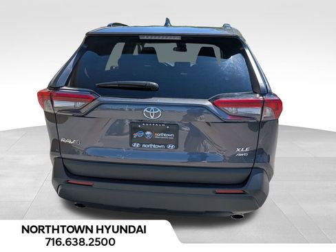 Used 2025 Toyota RAV4 XLE AWD/4WD image 13