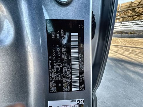 Used 2025 Toyota 4Runner SR5 image 33