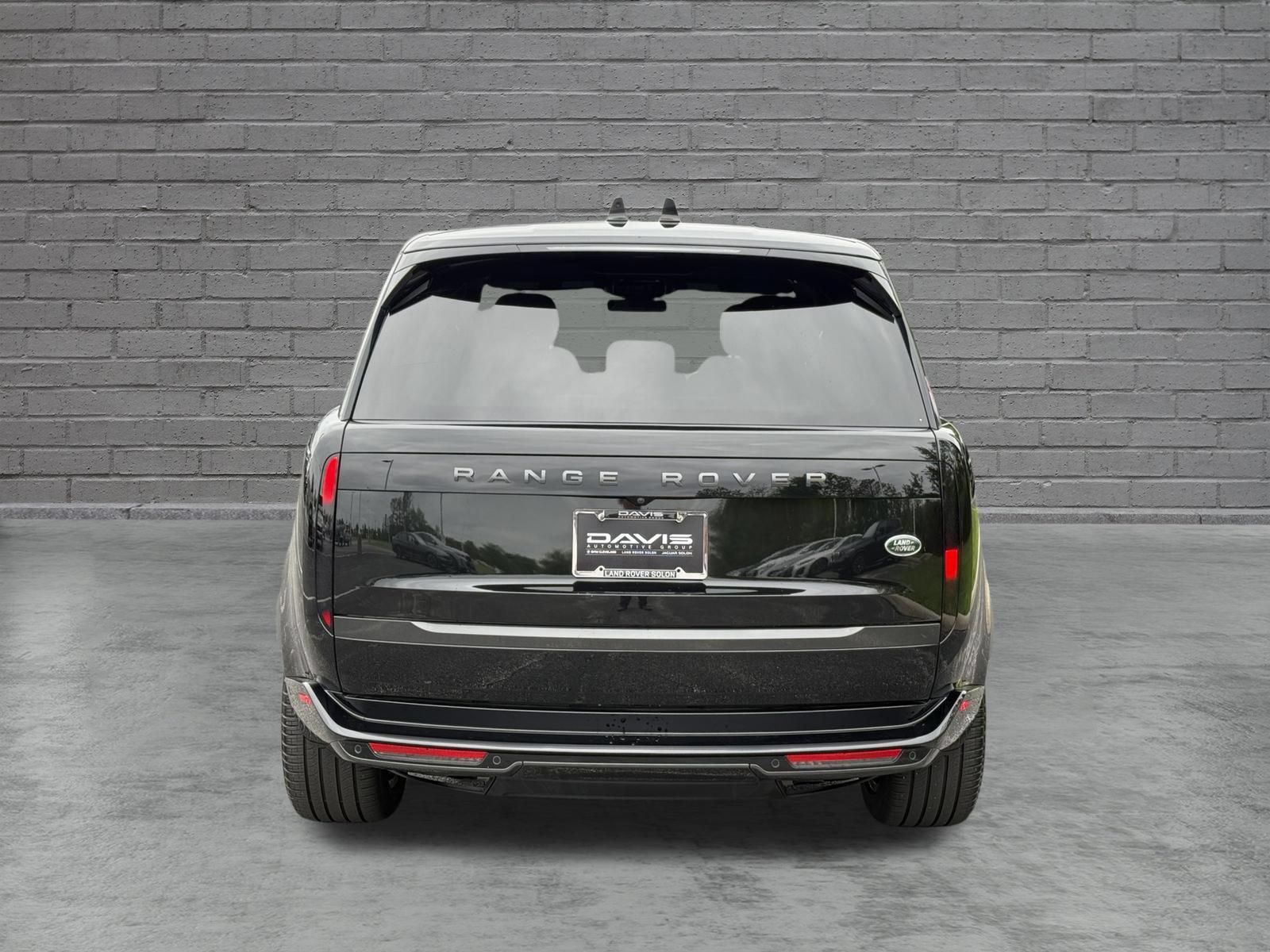 Certified 2023 Land Rover Range Rover SE AWD/4WD image 7