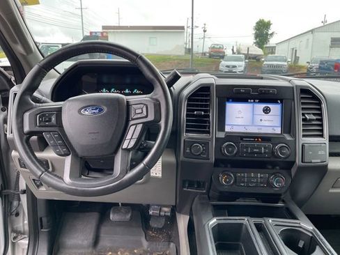 Used 2019 Ford F150 XLT w/ Equipment Group 302A Luxury AWD/4WD image 10