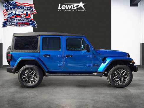 New 2026 Jeep Wrangler Unlimited Sahara AWD/4WD image 5