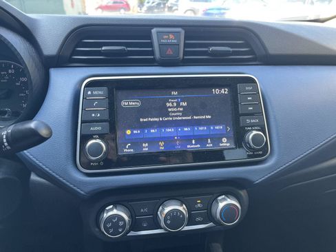 Used 2025 Nissan Versa SV w/ Trunk Package FWD image 18