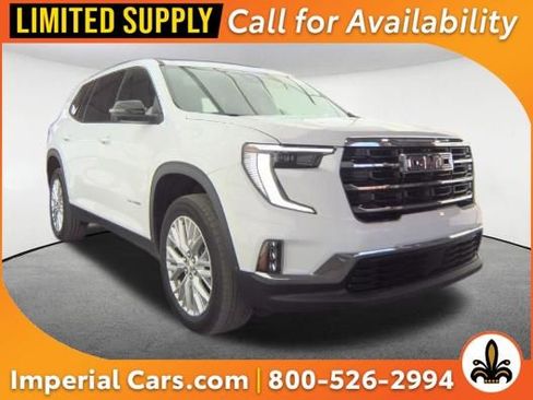 Used 2024 GMC Acadia Elevation image 1