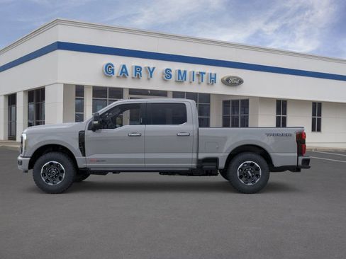 New 2026 Ford F250 Platinum w/ Tremor Off-Road Package image 3