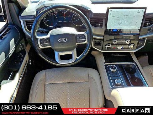 Used 2022 Ford Expedition XLT image 13